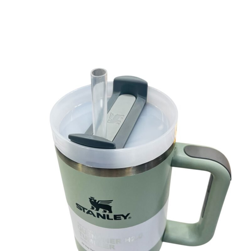 Stanley Quencher H2.0 Tumbler – Sage Green (40 oz)